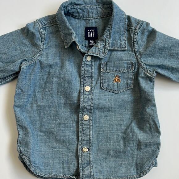 BABY GAP chambray long sleeve button up shirt 6-12M - Picture 2 of 5
